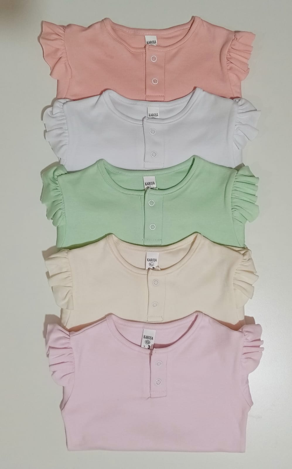 Camiseta algodón liso — verde de TULIPA BEBÉS